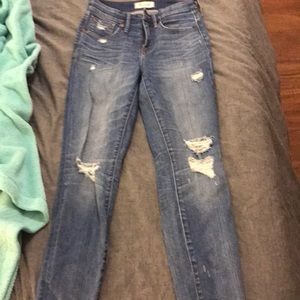 High wasted jeans